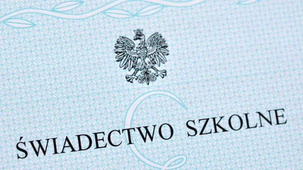 Nowelizacja przepisów w sprawie świadectw, dyplomów państwowych i innych druków szkolnych